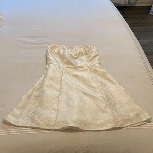 Lulus strapless white floral dress